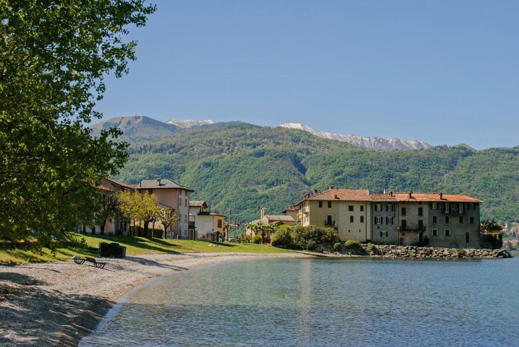 Casa Alice  Appartement Lierna Buitenkant foto